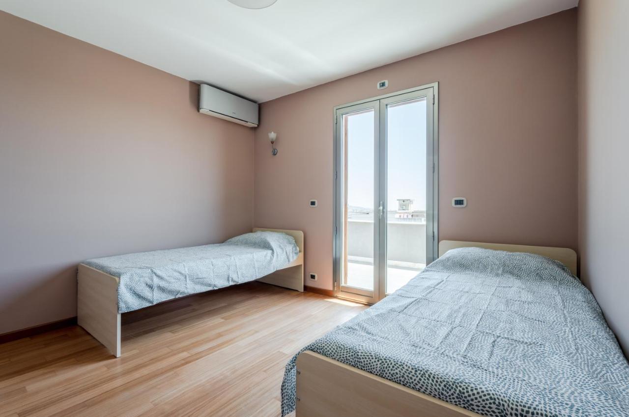 Ferienwohnung Etna View Superior Flat With Terrace And Jacuzzi CTA Exterior foto