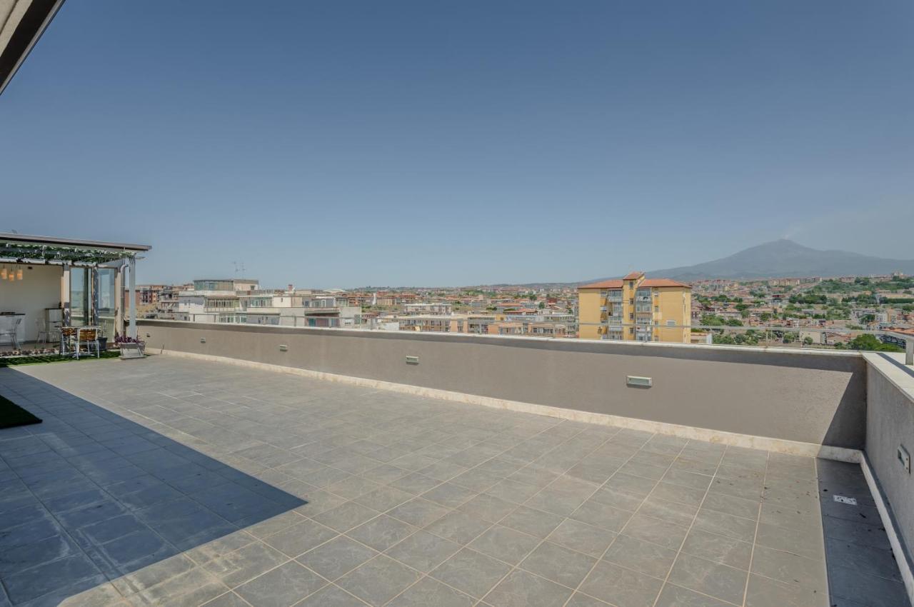 Ferienwohnung Etna View Superior Flat With Terrace And Jacuzzi CTA Exterior foto